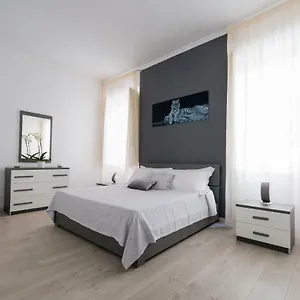 Spanish Steps 3 Bedrooms Cozy,elegant And , Rome Italië