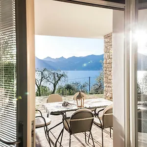 https://casa-francesca-torri-del-benaco.hotelinveneto.com